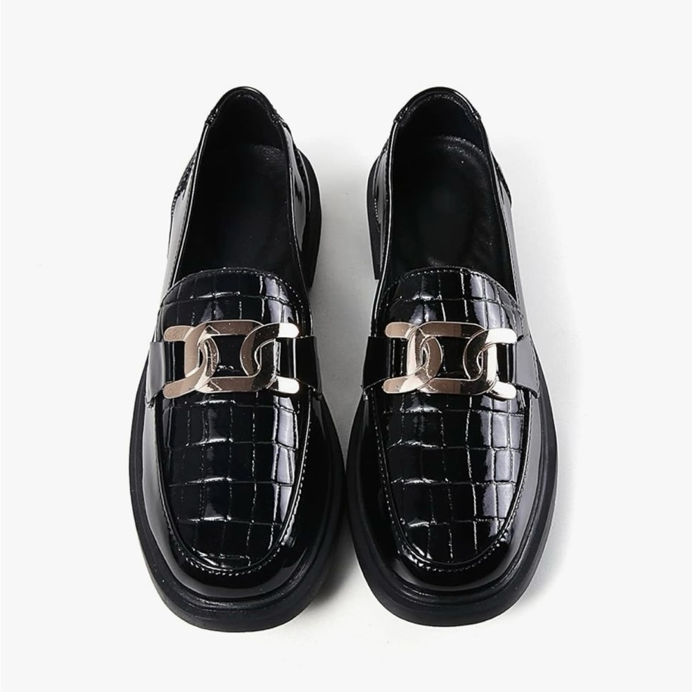 DSW Black Loafers with Gold Accent (W8.5)